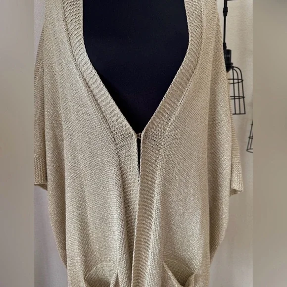 Lilly Pulitzer Gold Metallic Open Cardigan Pockets Lightweight Size M - Picture 4 of 10